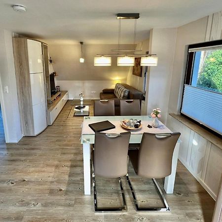 Peedy'S Luxurioese 60M² Wohnung Mit Balkonterrasse Stade Esterno foto
