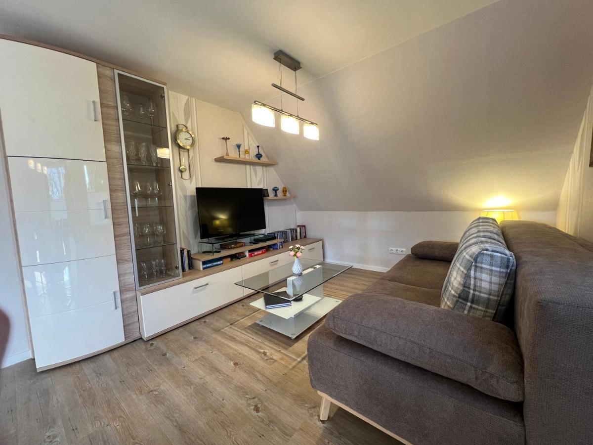 Peedy'S Luxurioese 60M² Wohnung Mit Balkonterrasse Stade Esterno foto