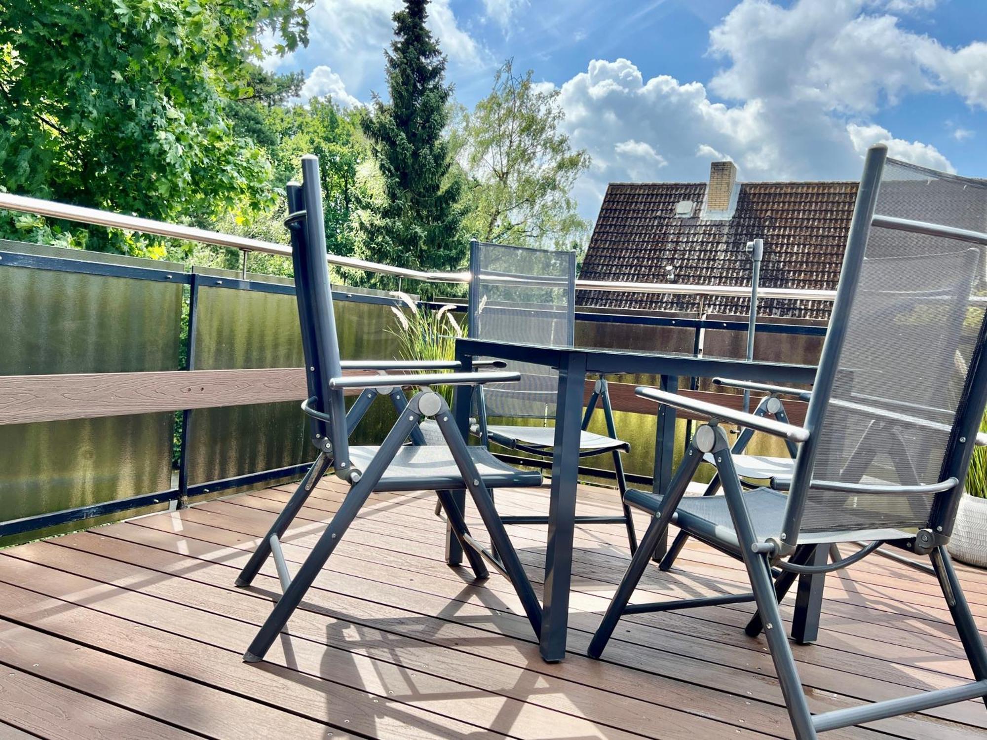 Peedy'S Luxurioese 60M² Wohnung Mit Balkonterrasse Stade Esterno foto