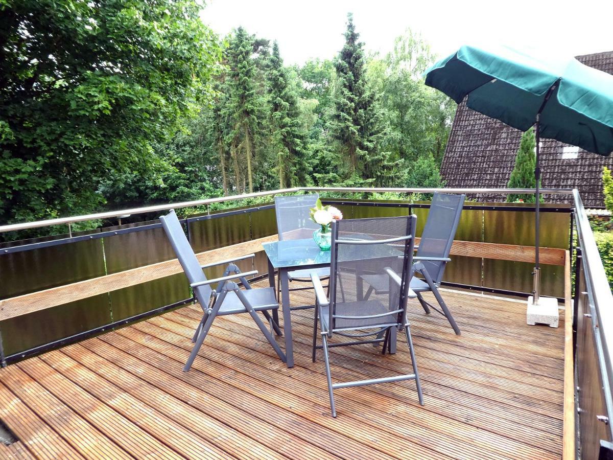 Peedy'S Luxurioese 60M² Wohnung Mit Balkonterrasse Stade Esterno foto