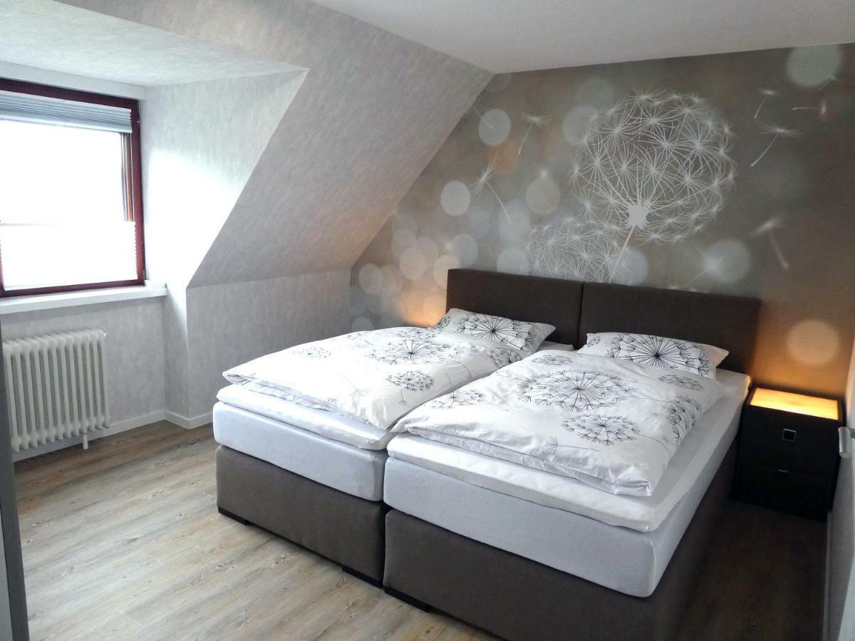 Peedy'S Luxurioese 60M² Wohnung Mit Balkonterrasse Stade Esterno foto