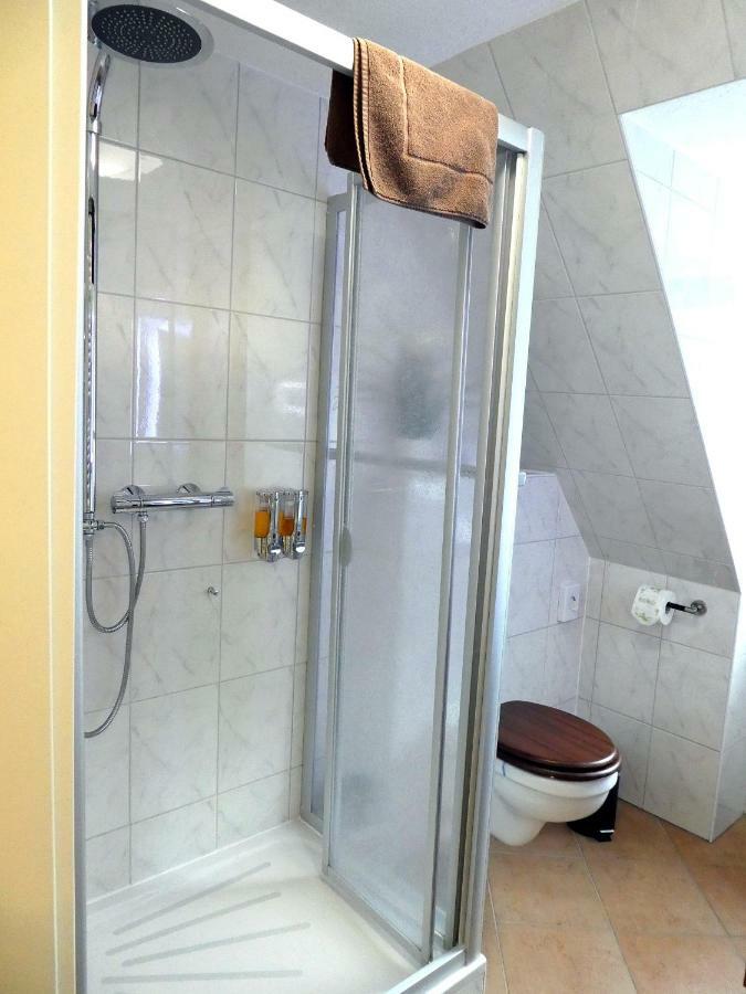 Peedy'S Luxurioese 60M² Wohnung Mit Balkonterrasse Stade Esterno foto